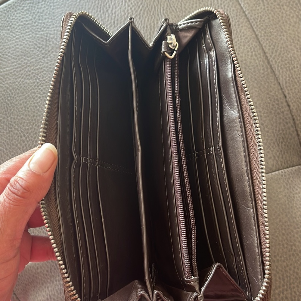 Coach Wallet - Picture 6 of 6